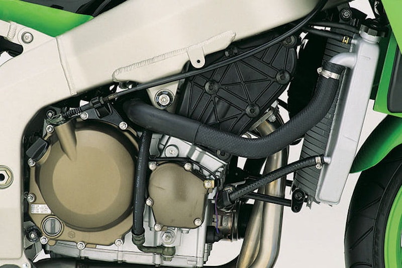 2002 Kawasaki Ninja ZX-6R Review Used Price Spec_05
