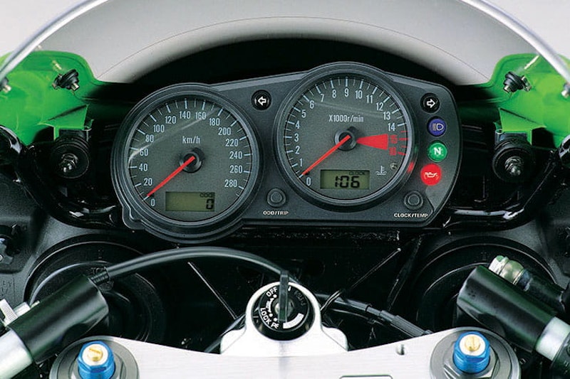 2002 Kawasaki Ninja ZX-6R Review Used Price Spec_10