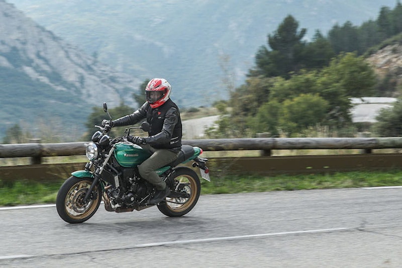 Kawasaki Z650RS 2022 Review Price Spec_006