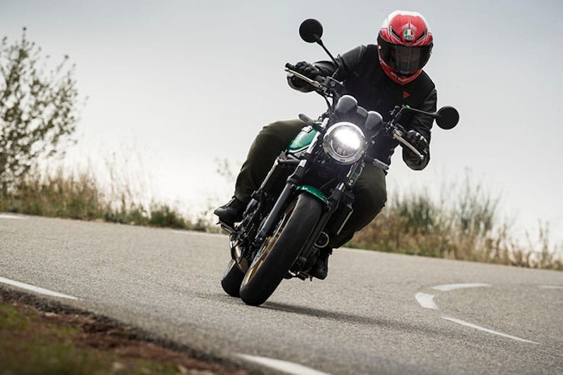 Kawasaki Z650RS 2022 Review Price Spec_022