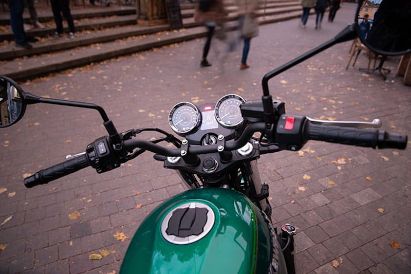 Kawasaki Z650RS 2022 Review Price Spec_092
