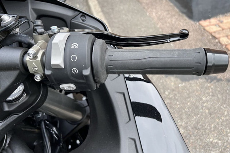 2022 Kawasaki Ninja H2 SX and SE News Details Spec_107