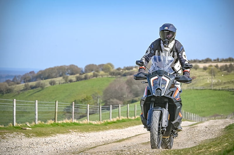 102_KTM-1290-Super-Adventure-S-2021