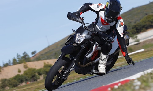 KTM 690 SMC R Review 2019 | BikeSocial