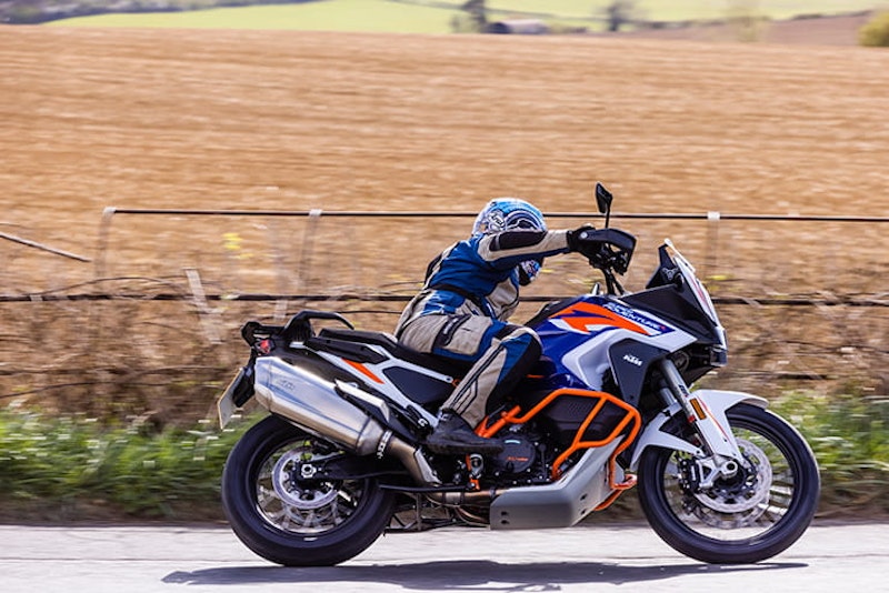 KTM 1290 Super Adventure R Review Spec Price_059