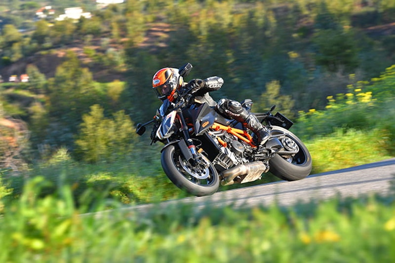 The third coming of KTM’s bonkers hyper naked, the 1290 SUPER DUKE R, promises more power, less weight and triple the chassis stiffness.
