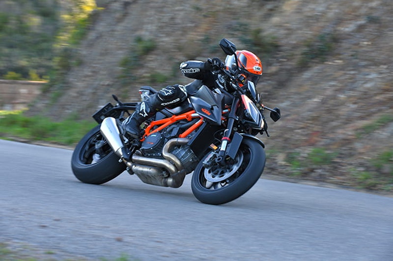 The third coming of KTM’s bonkers hyper naked, the 1290 SUPER DUKE R, promises more power, less weight and triple the chassis stiffness.