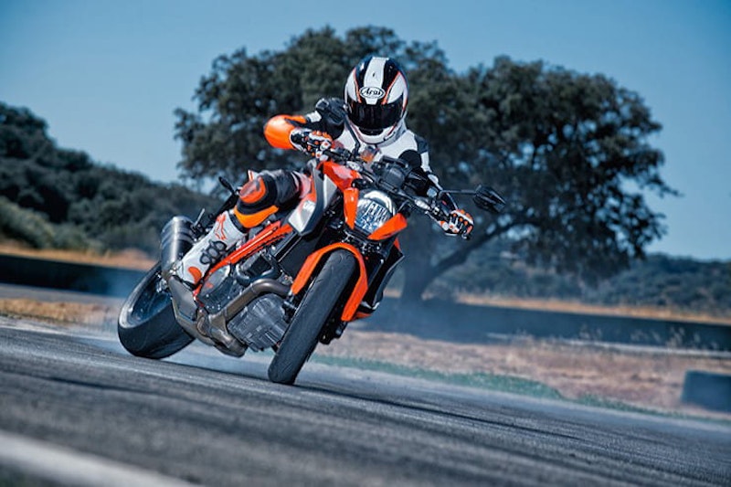 If you’re hunting for a KTM 1290 Super Duke R (2013 - 2019) then make sure to take a look at our buying guide for a bit of handy advice first