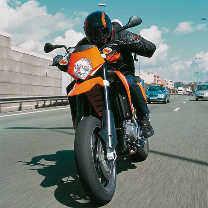 2005 KTM 950 SuperMoto SM Review Details Used Price Spec_00