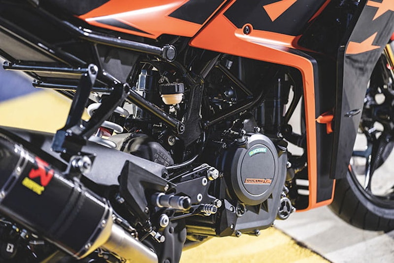 KTM RC390 2022 Review Price Spec_33