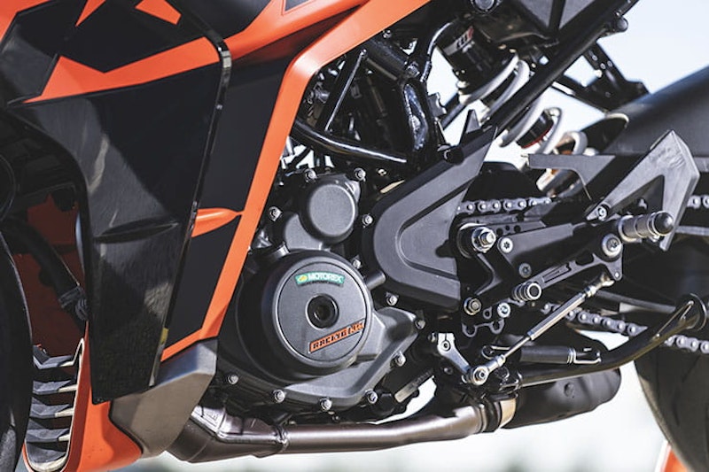 KTM RC390 2022 Review Price Spec_39