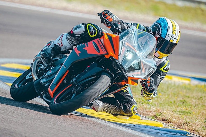 KTM RC390 2022 Review Price Spec_45