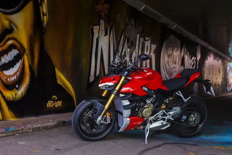 2024 KTM 1390 Super Duke R Review Details Price Spec_101