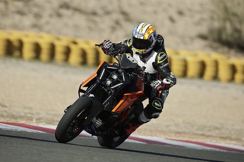2024 KTM 1390 Super Duke R Review Details Price Spec_217