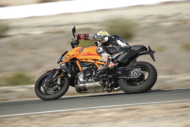 2024 KTM 1390 Super Duke R Review Details Price Spec_228