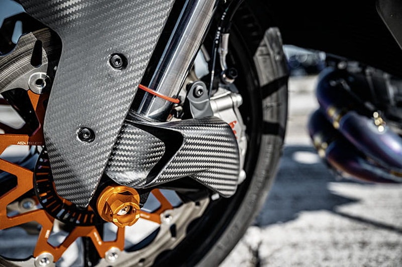 2024 KTM 1390 Super Duke R Review Details Price Spec_23