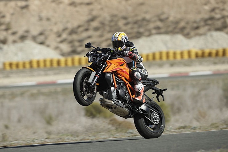 2024 KTM 1390 Super Duke R Review Details Price Spec_237