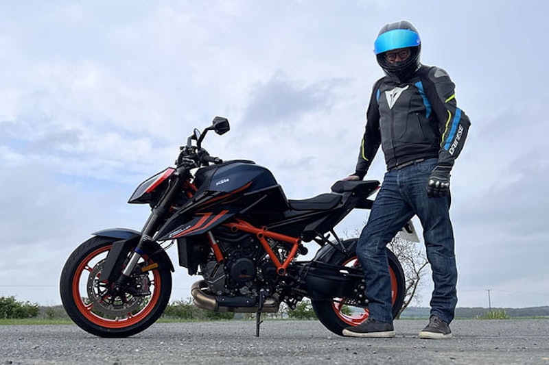 2022 KTM 1290 Super Duke R EVO Details Price Spec_61