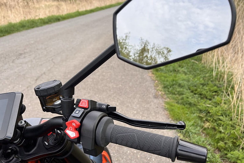 2022 KTM 1290 Super Duke R EVO Details Price Spec_48