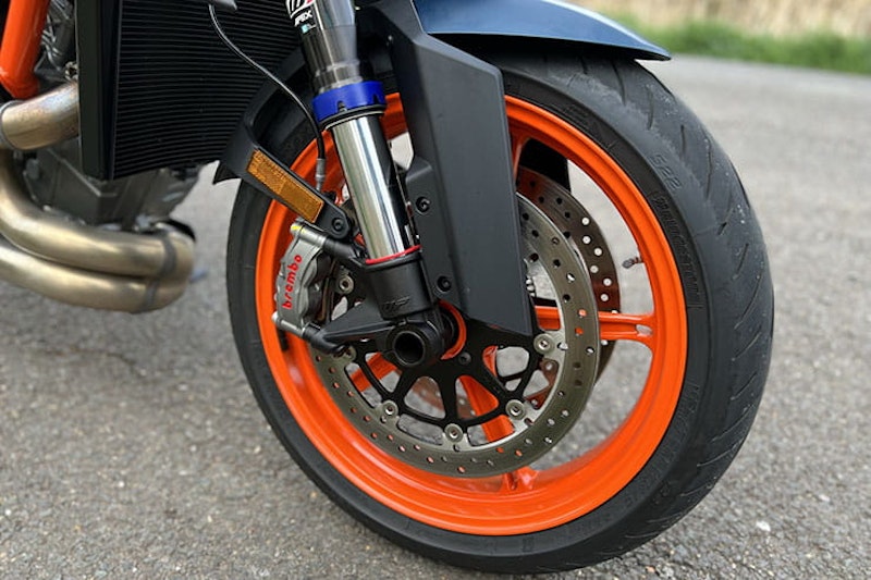 2022 KTM 1290 Super Duke R EVO Details Price Spec_51