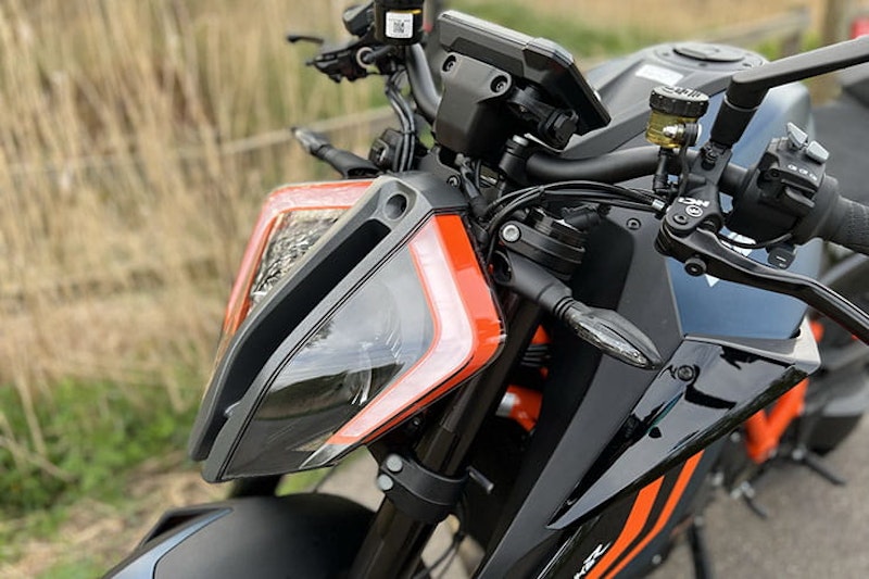2022 KTM 1290 Super Duke R EVO Details Price Spec_59