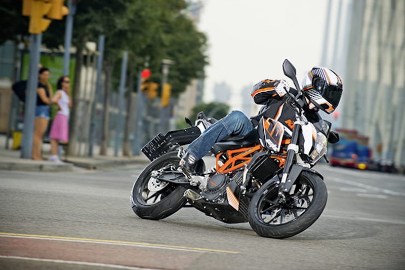 KTM 390 Duke 2013 Review Used Details Price_01