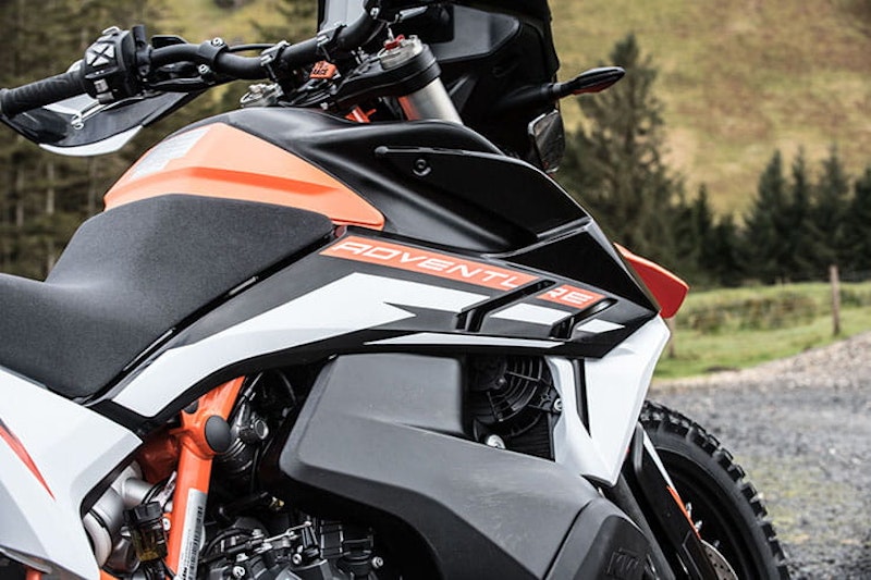 KTM 890 Adventure R Details Price Spec_010