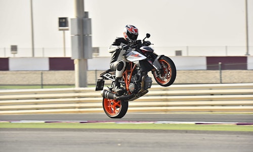 KTM 1290 Super Duke R (2017) - first ride and review!