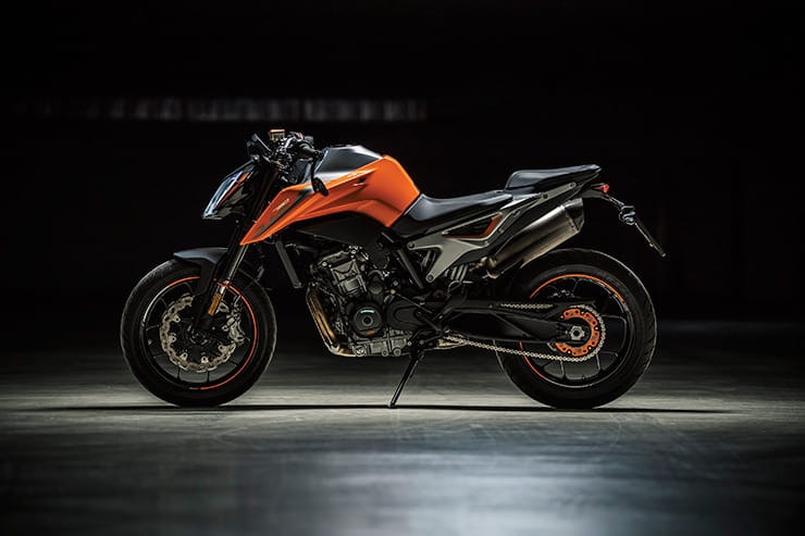 KTM Duke 790 (2018) BikeSocial Review