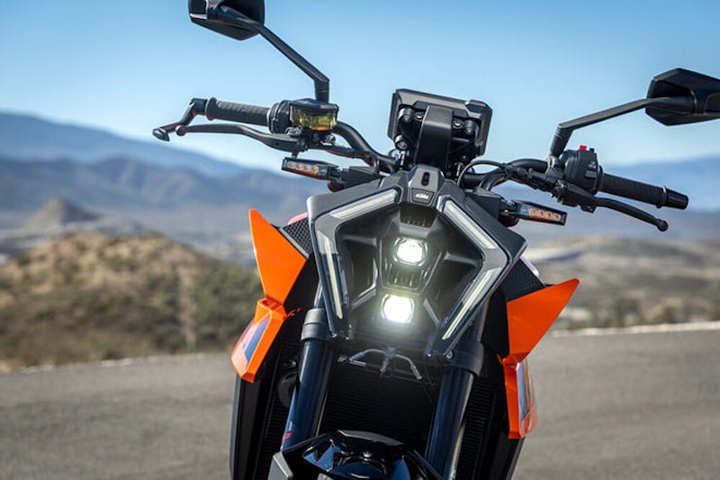 2024 KTM 990 Duke Review Details Price Spec_290