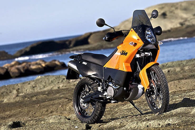 KTM 950 990 Adventure 2003 Review Used Price Spec_01
