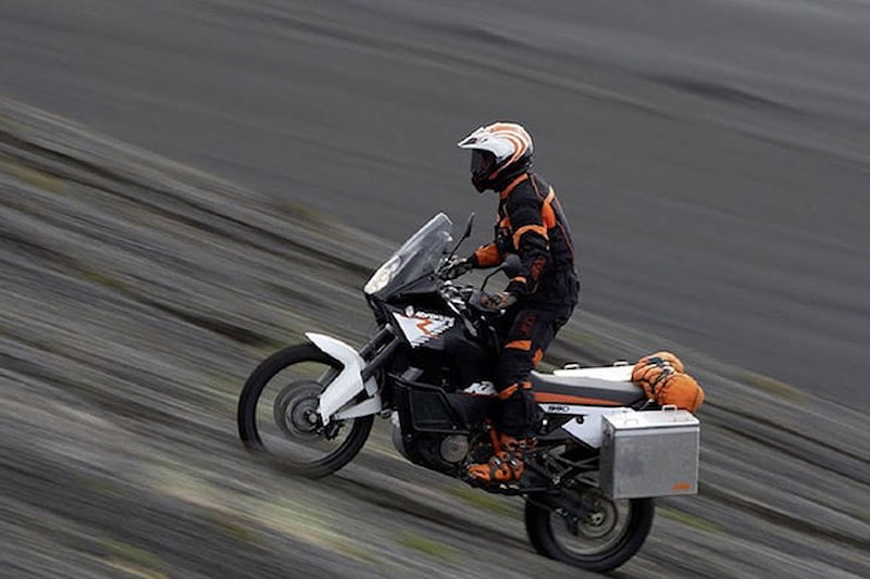 KTM 950 990 Adventure 2003 Review Used Price Spec_06