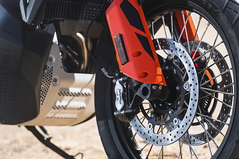 KTM 790 Adventure & 790 Adventure R (2019) | REVIEW