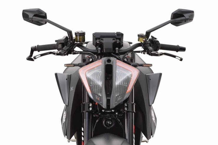 2023 KTM 1290 Super Duke RR Review Price Spec_03