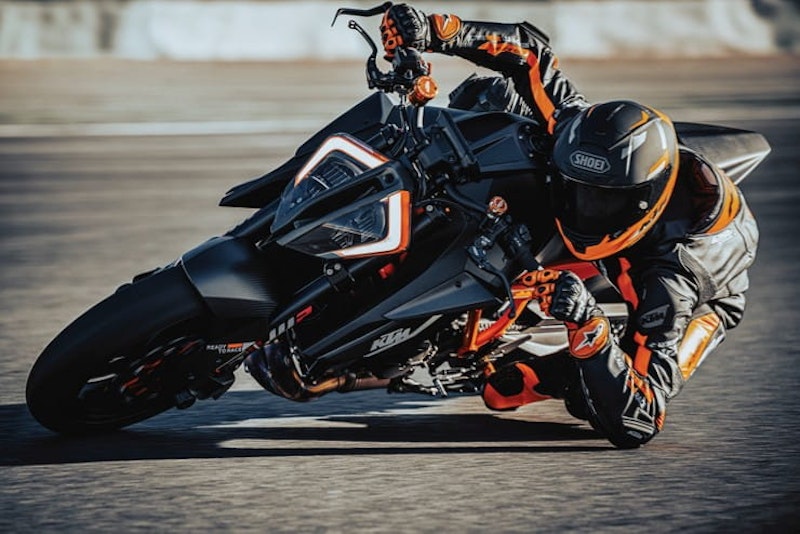2023 KTM 1290 Super Duke RR Review Price Spec_12