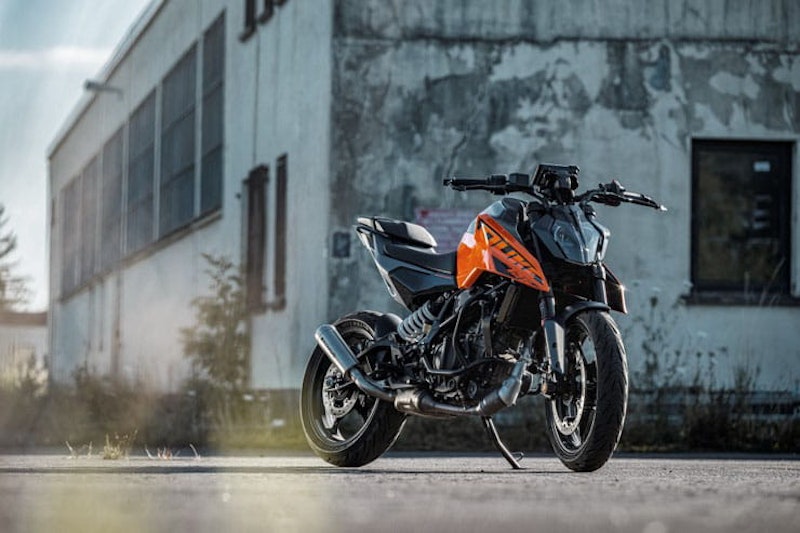 2024 KTM 125 Duke Review Details Price Spec_13