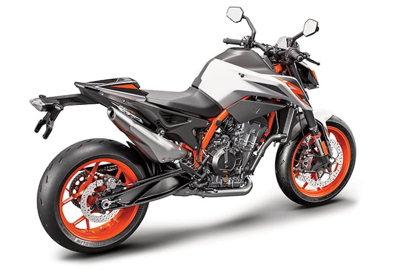 KTM 890 DUKE R – the scalpel got sharper but is it the new middleweight champion of the world?
