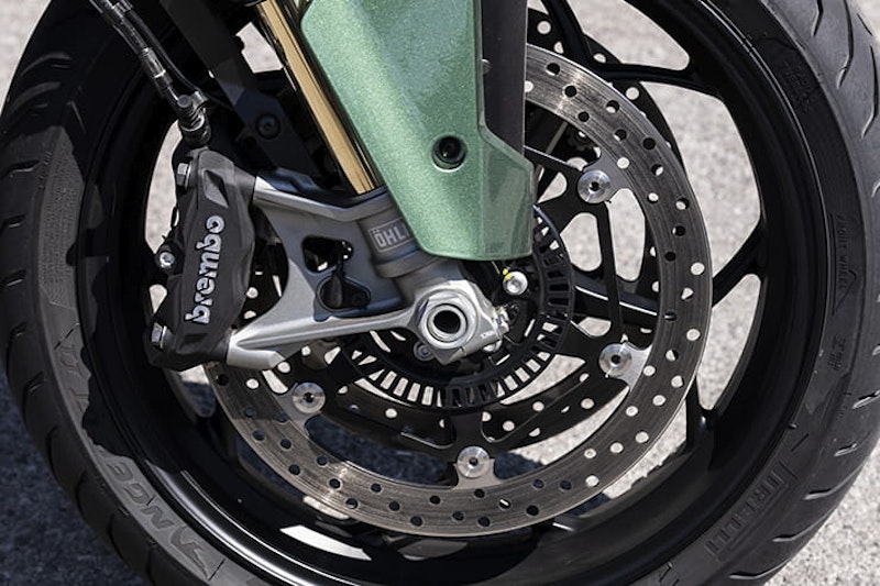 2022 Moto Guzzi V100 Mandello Review Price Spec_17