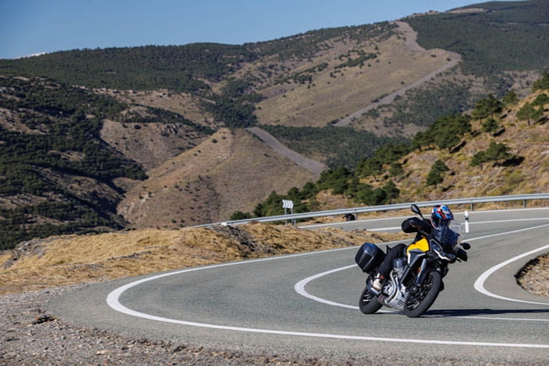 2024 Moto Guzzi Stelvio Review Details Price Spec_09