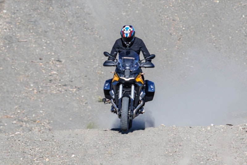 2024 Moto Guzzi Stelvio Review Details Price Spec_24