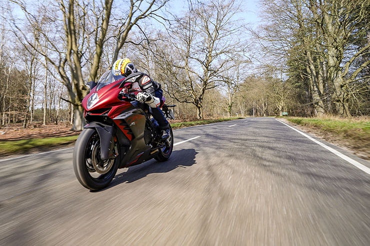 MV Agusta F3RR 2022 Review Price Spec_02