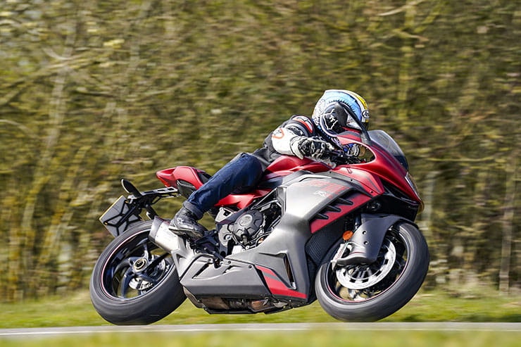 MV Agusta F3RR 2022 Review Price Spec_11