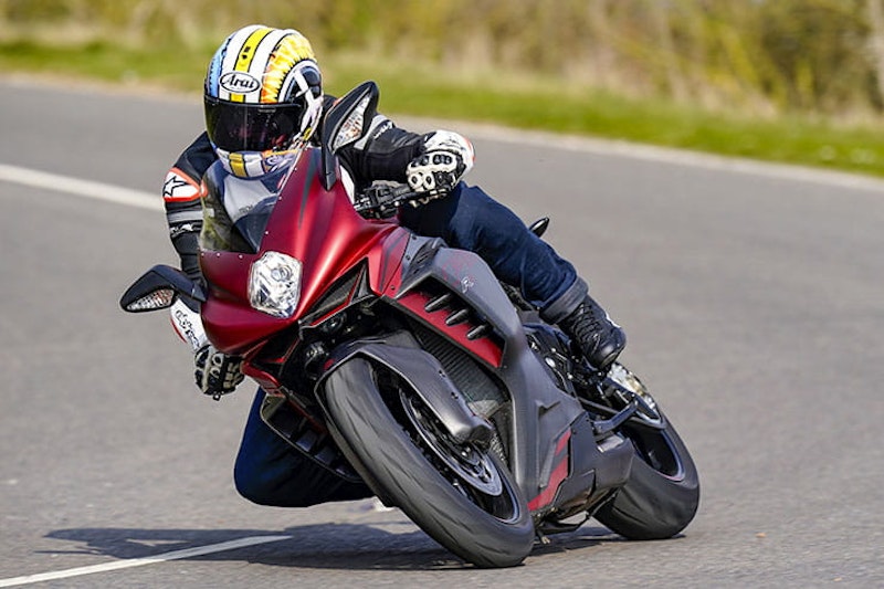 MV Agusta F3RR 2022 Review Price Spec_06
