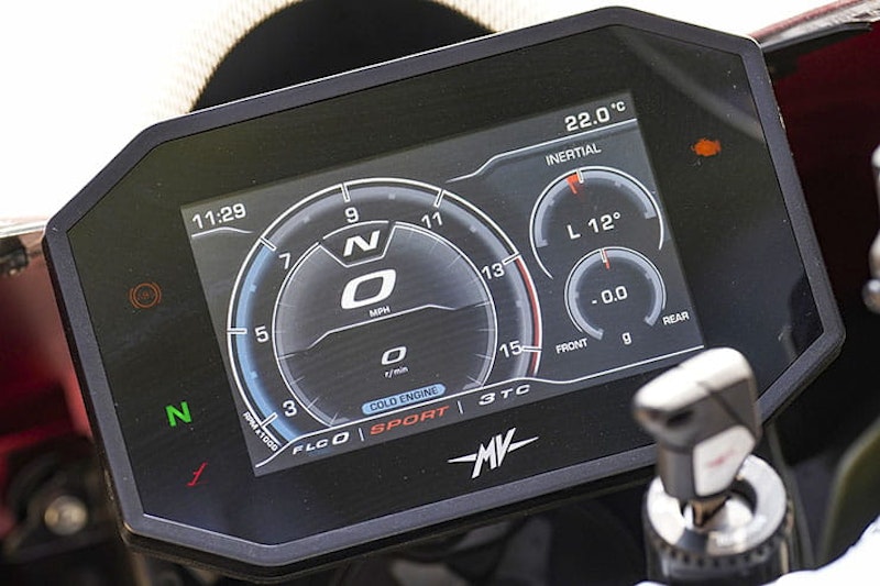 MV Agusta F3RR 2022 Review Price Spec_23