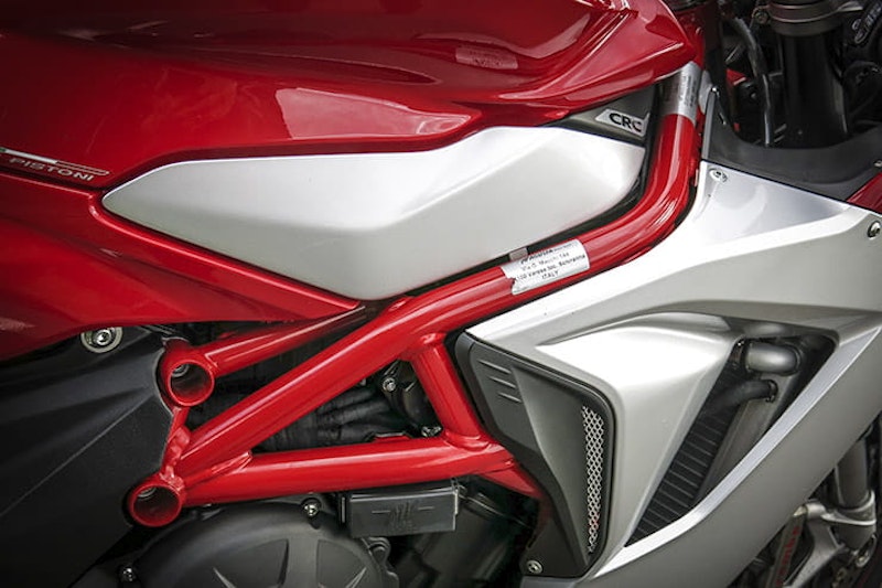 VIDEO: MV Agusta F3 800 (2013-on) road test review