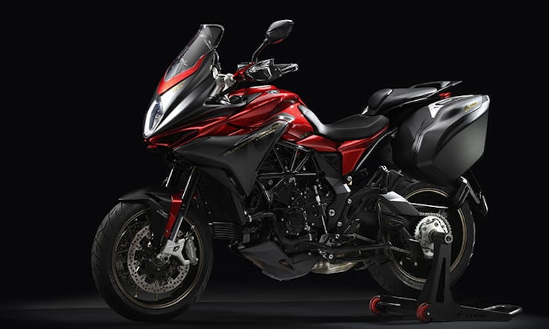MV Agusta Turismo Veloce 800 Lusso SCS BikeSocial Review