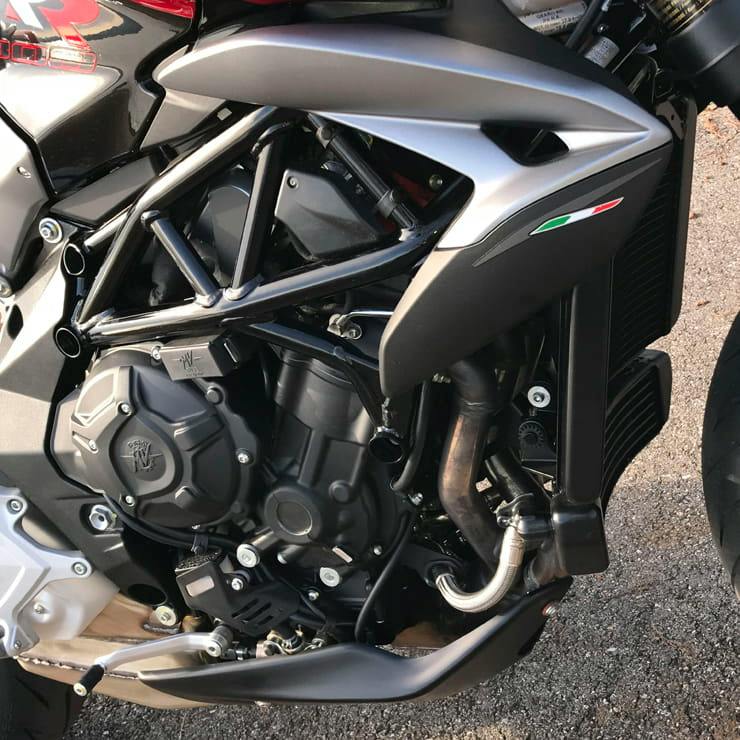 MV Agusta Brutale 800RR (2018) | Review