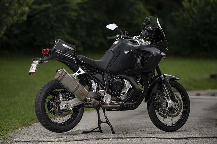 2022 Lucky Explorer 95 Review Price Spec_08