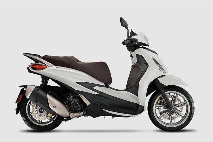 Piaggio Beverly 2021 Review Price Spec (10)