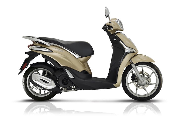Piaggio Liberty 125 Scooter review price spec (2)